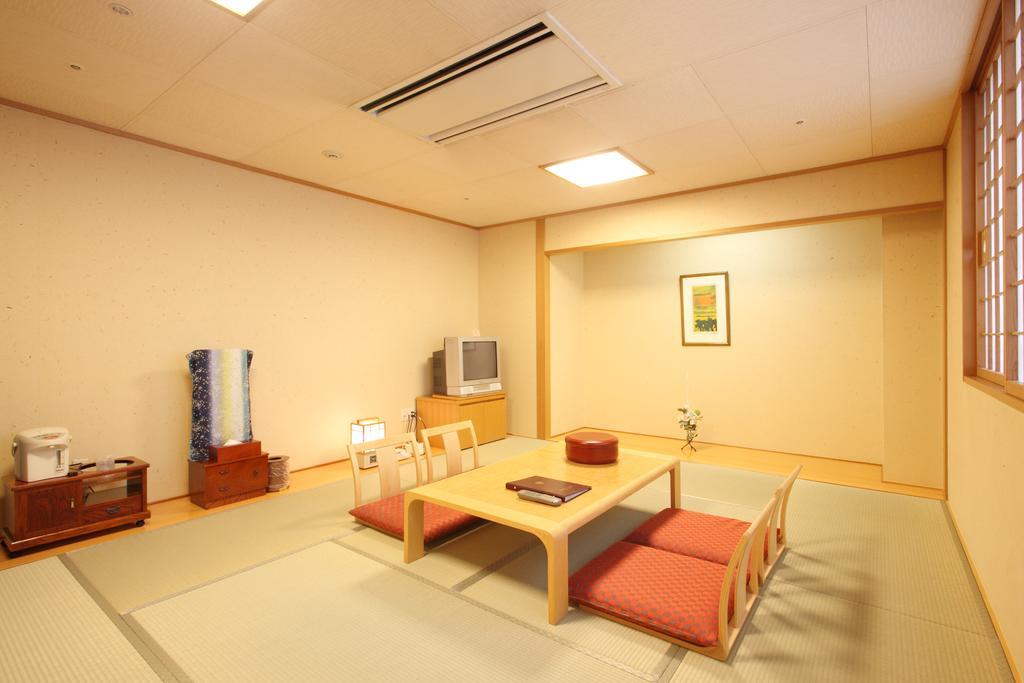 New Sunpia Tsuruga Exterior foto